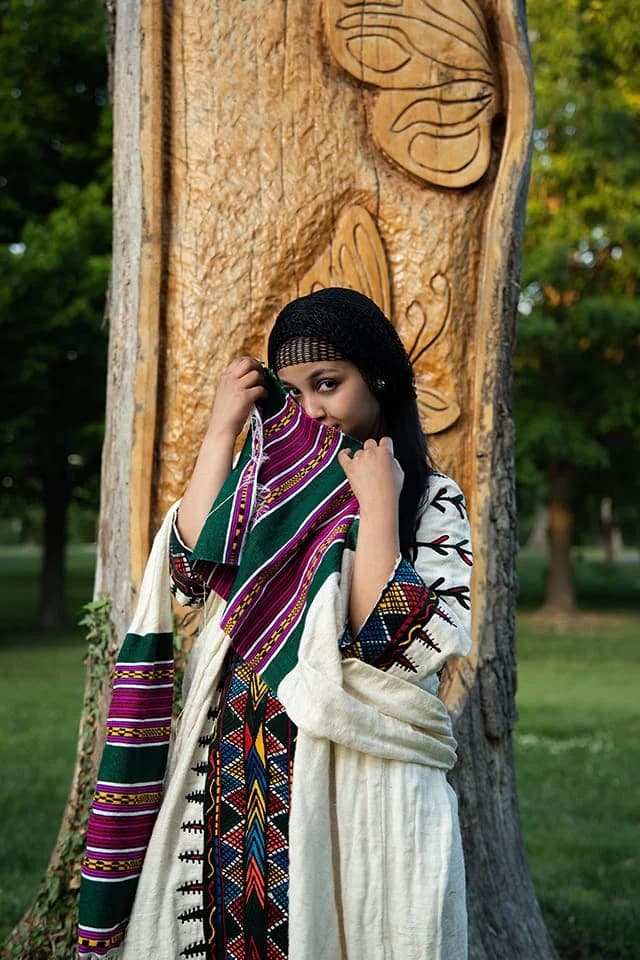 Portrait in traditional Ethiopian dress from the Hailsh Creative Pic-Time portfolio