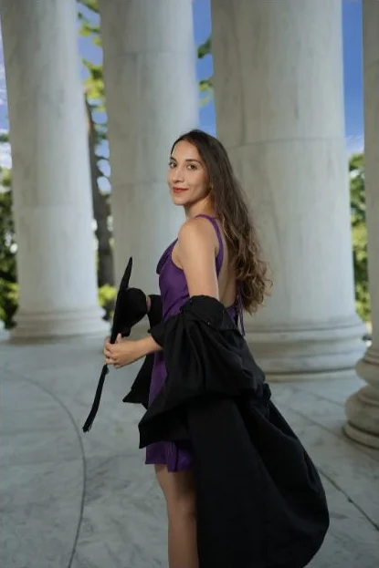Graduation portrait by Hailsh Creative at the Jefferson Memorial